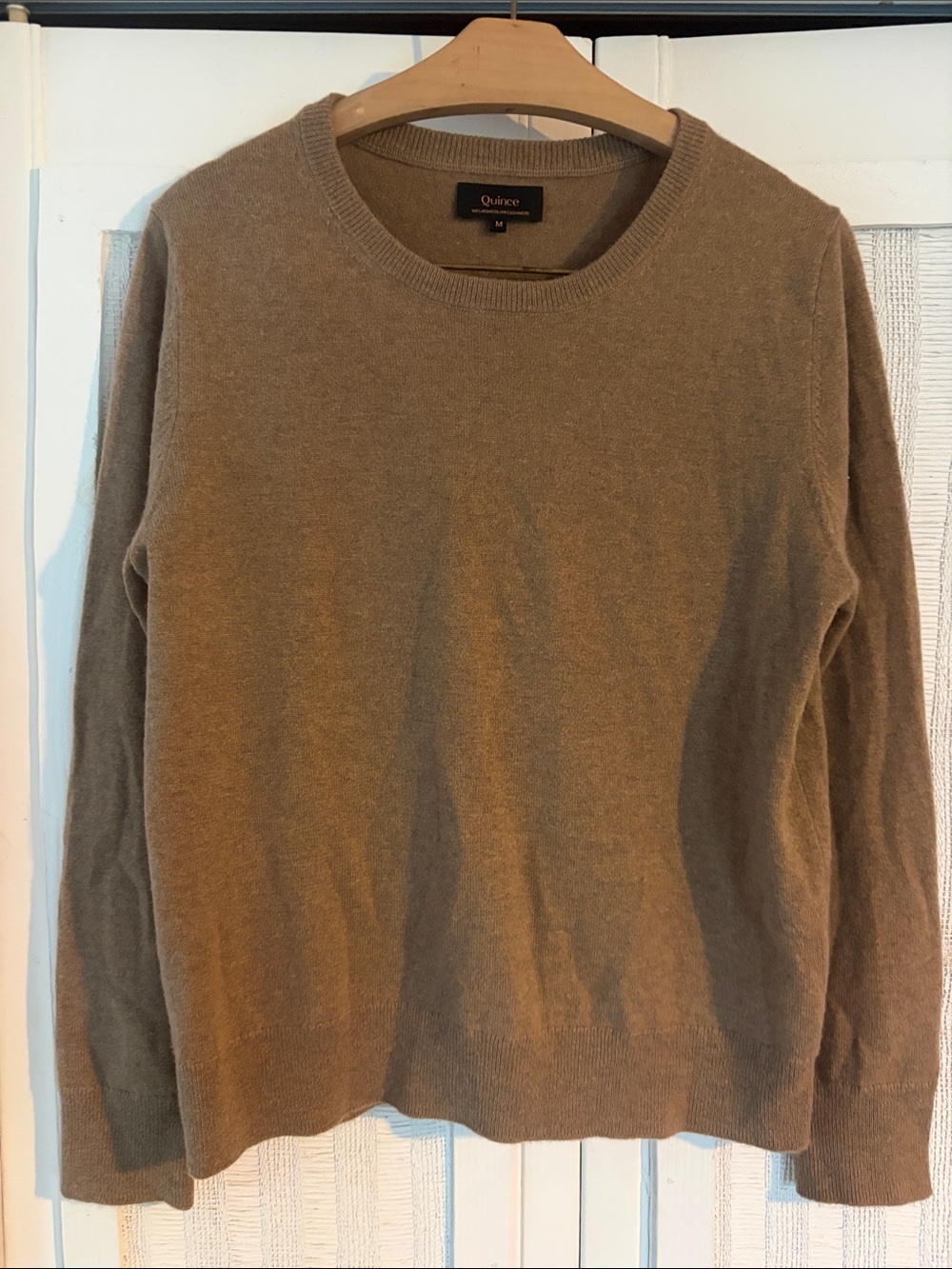 Quince Women’s brown Crewneck cashmere Sweater size M